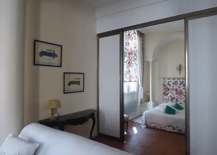 Apartament Logis De Sainte-scarbes *