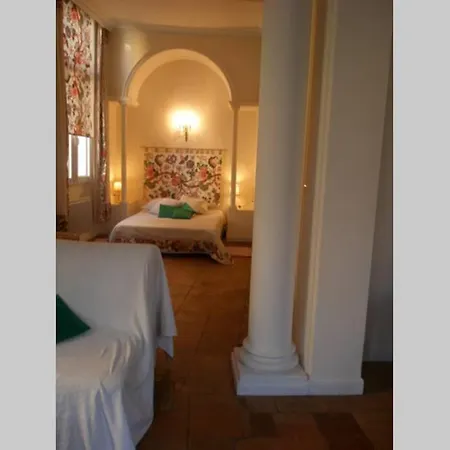 Logis De Sainte-scarbes * Tuluza