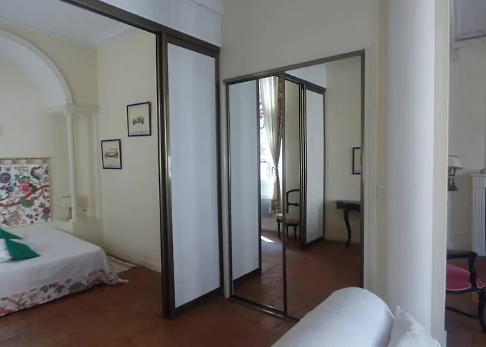 Logis De Sainte-scarbes Toulouse