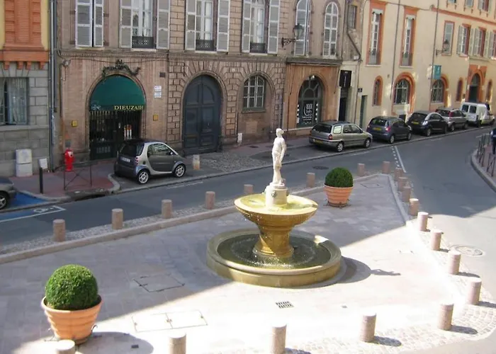 Logis De Sainte-scarbes